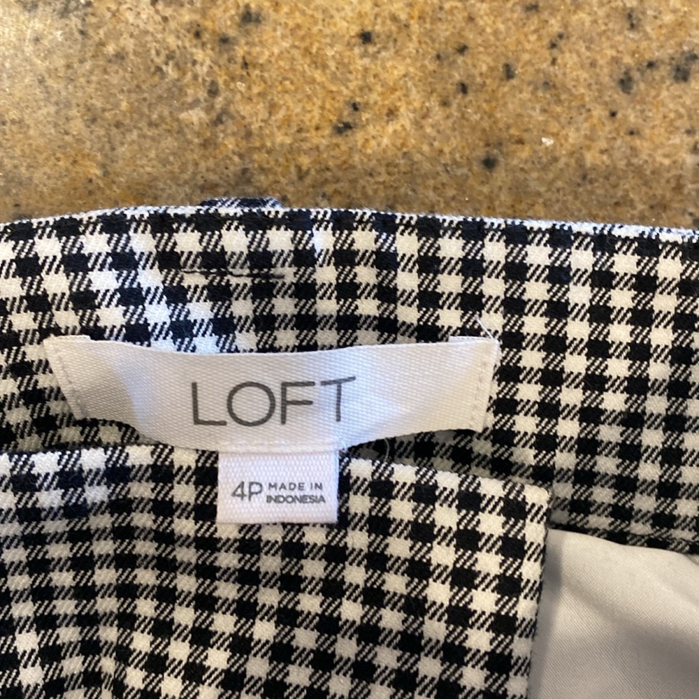 Loft Riviera Slim Capri black houndstooth print - Picture 2 of 3